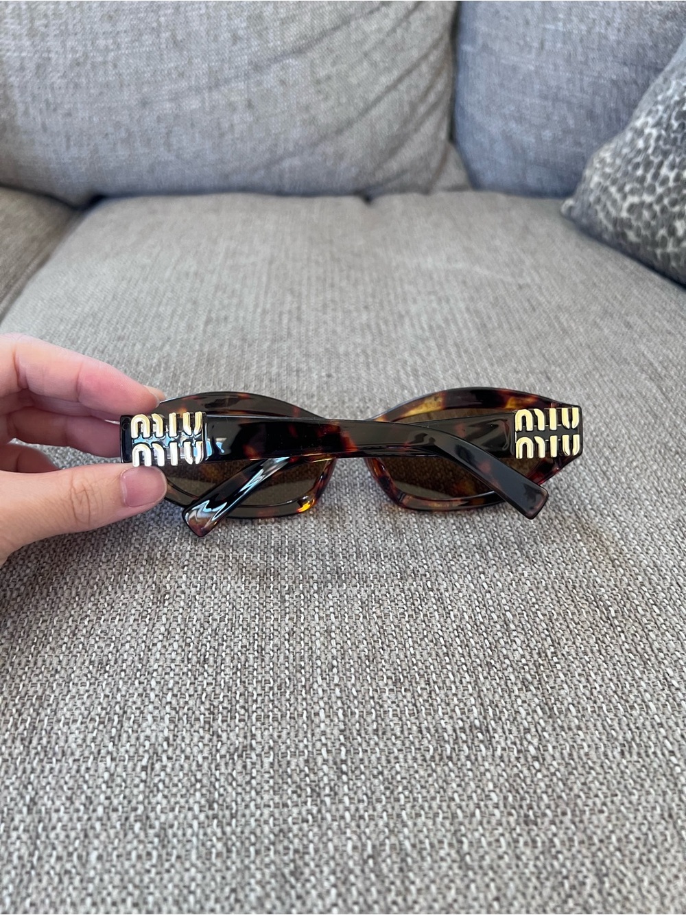 Miu Miu Tortoiseshell Oval Havana Brown Sunglasses - Brown Lenses - Picture 4 of 8